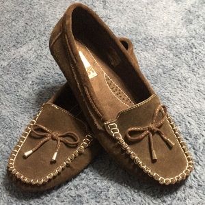 Women’s shoes